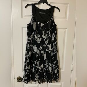 Donna Ricco Sleeveless Pleated Black‎ White Gray Abstract Dress Size 16 Cocktail